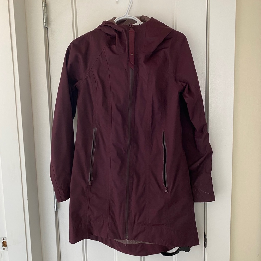 Lululemon Glyde Along Softshell